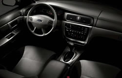 2003 Ford Taurus interior