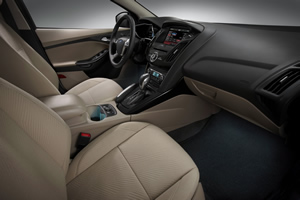 2012 Ford Focus interior - front seats