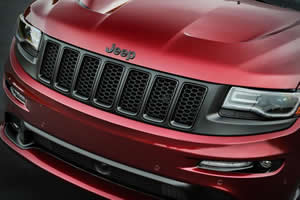 Jeep Grand Cherokee SRT grille